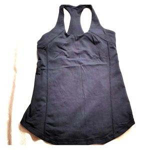 Lululemon black tank.